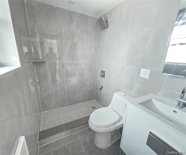 Building Photo - 3-09 Beach 91st St