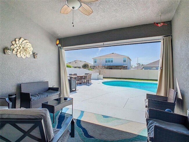 Building Photo - 649 Meadow Pointe Dr