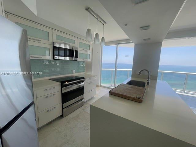 Building Photo - 6301 Collins Ave
