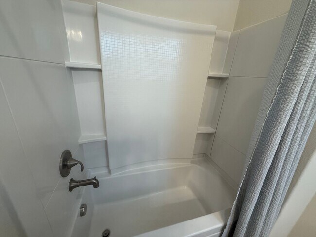 Building Photo - Dell Webb Home at Sun City ,3 Bedrooms, 3 Bathrooms, On Golf Course
