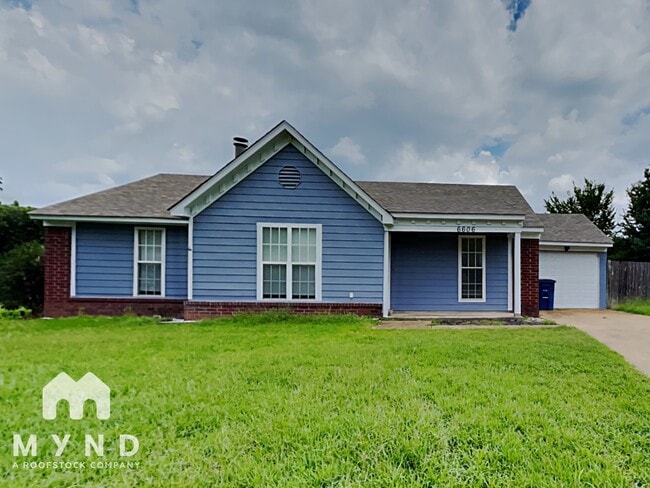 Building Photo - 6606 Coral Way