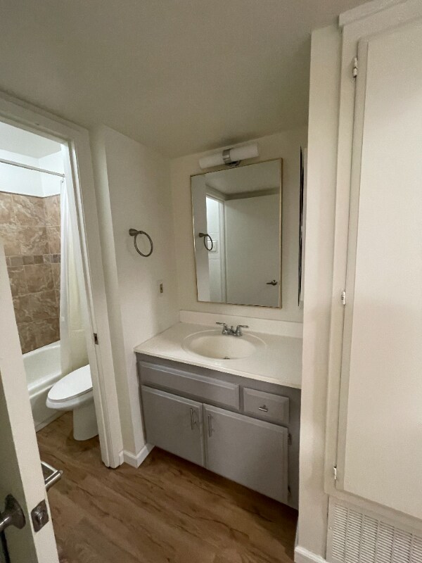 Building Photo - 5525 E Thomas Rd