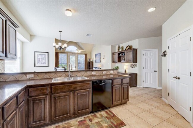 Building Photo - 13109 Appaloosa Chase Dr