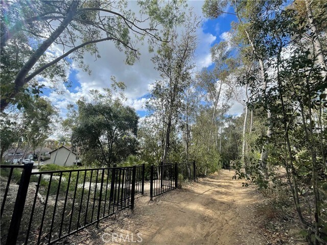 Building Photo - 2302 Coventry Cir