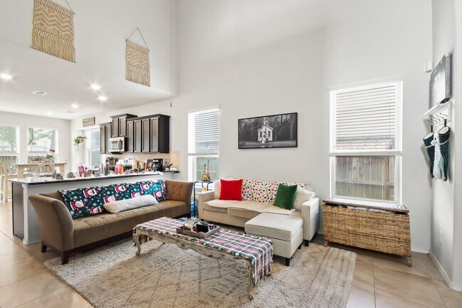 Building Photo - 4317 Chester Forest Ct