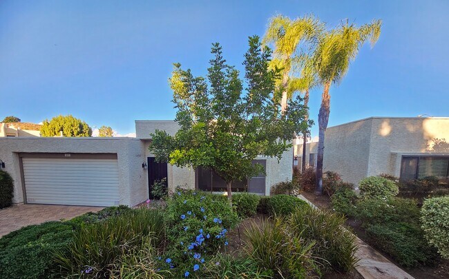 Front - 4241 Freedom Dr