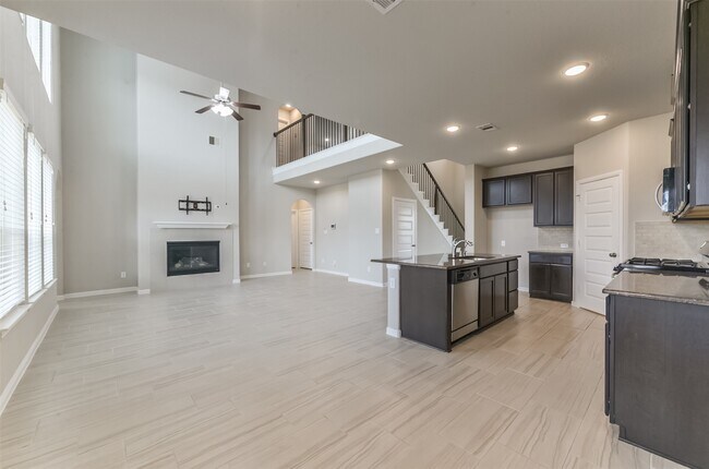 Building Photo - 8622 Marble Ter Ct