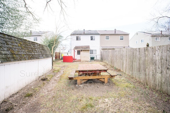 Building Photo - 22 Hamal Ct