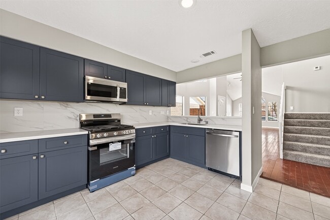 Building Photo - 10707 Staghill Dr