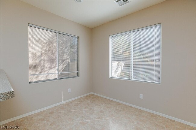 Building Photo - 10972 Scotch Rose St