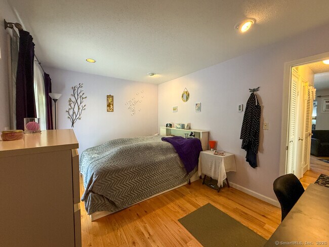 Building Photo - 55 Cross St