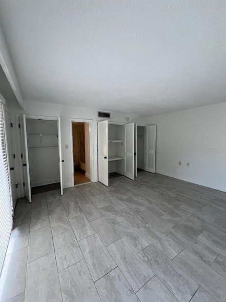 Building Photo - 2220 Burnway Rd