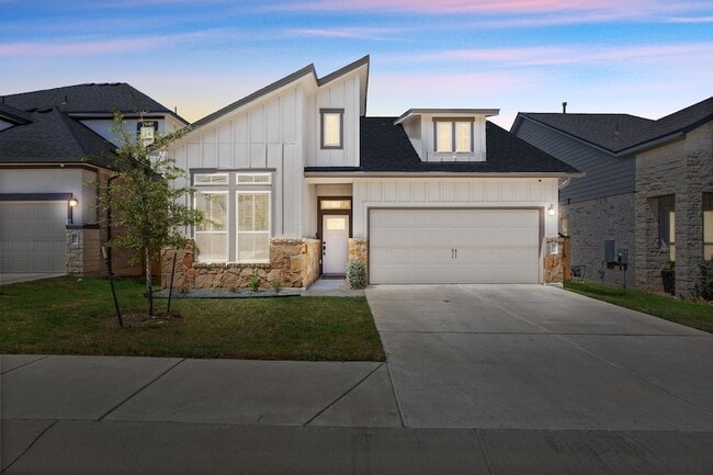 Building Photo - 12810 Stanford Dr