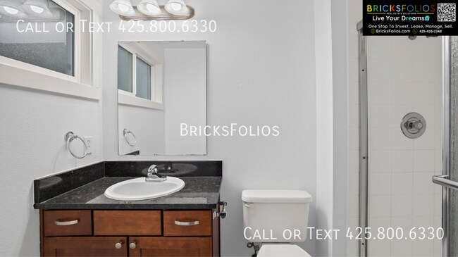 Building Photo - 15242 SE 43rd Ct