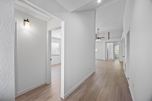 Building Photo - 14203 Anita Marie Ln