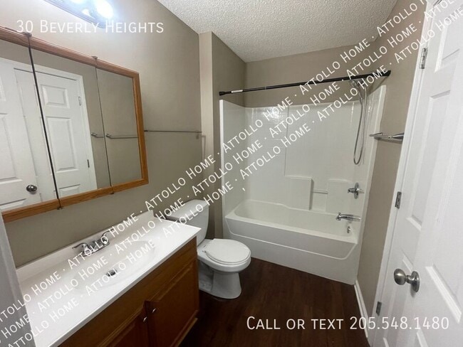 Building Photo - 30 Beverly Heights