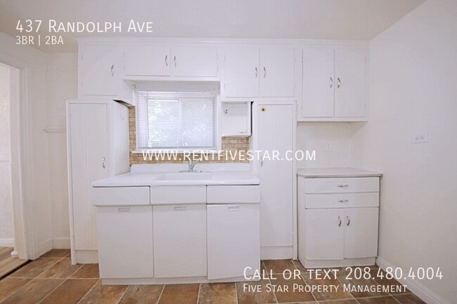 Building Photo - 437 Randolph Ave