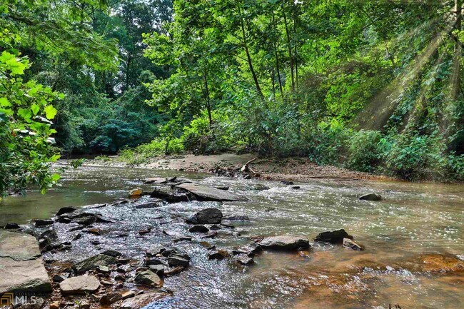 Building Photo - 1026 Sims Ave NW