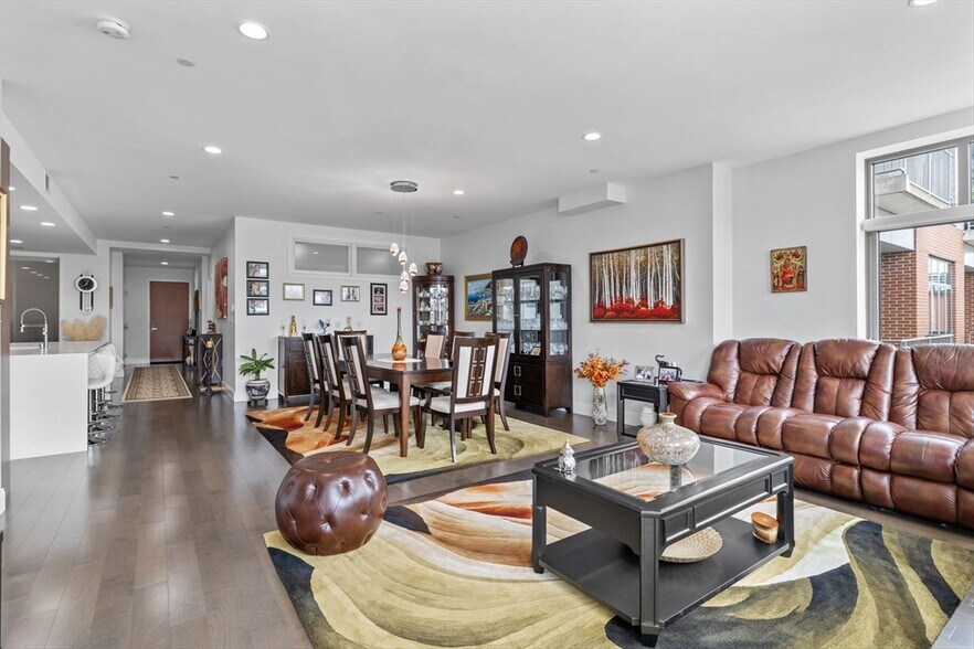 Building Photo - 150 Dorchester Ave