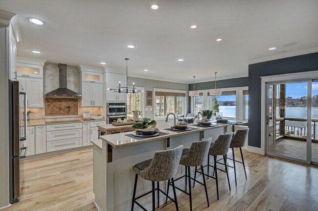 Building Photo - 136 Bridlewood Dr
