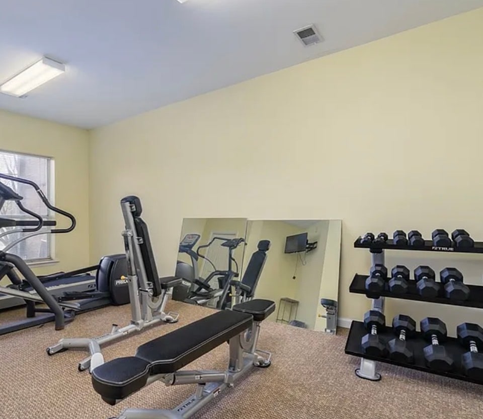 Building Photo - 900 Taylor St