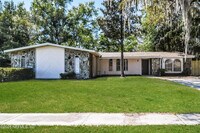 Building Photo - 1160 Crown Dr