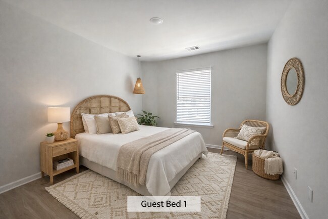 Building Photo - 8 SAW