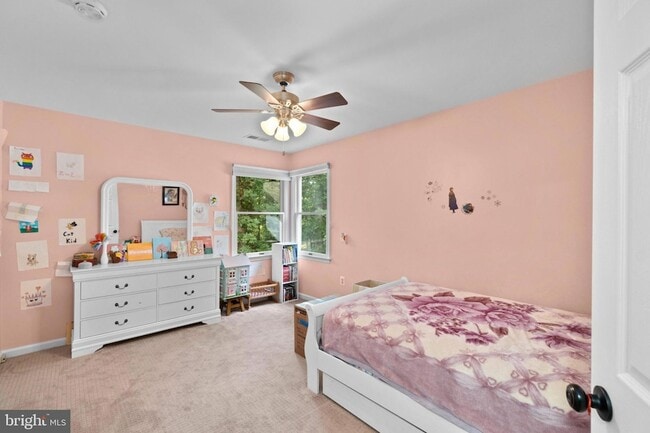 Building Photo - 6874 Caravan Ct