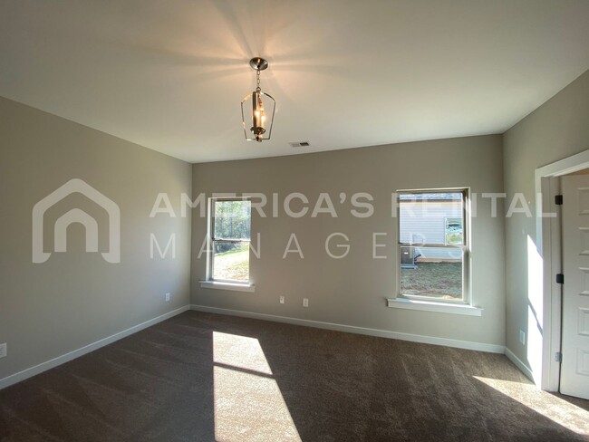 Building Photo - Home for Rent in Lincoln, AL.....Available...
