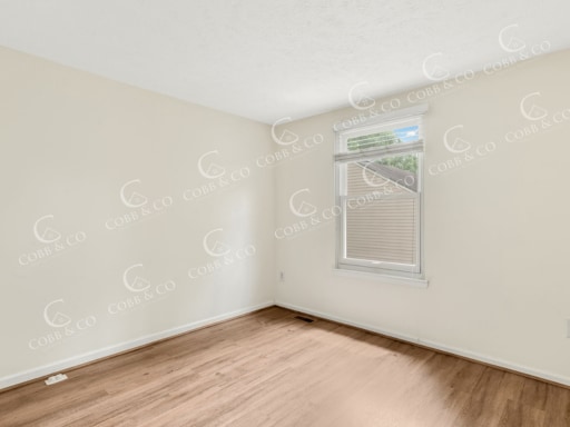 Building Photo - 3 Bedroom Townhome in Richmond – $2,195/mo
