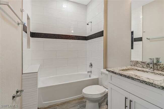Building Photo - 10621 Landau Ln
