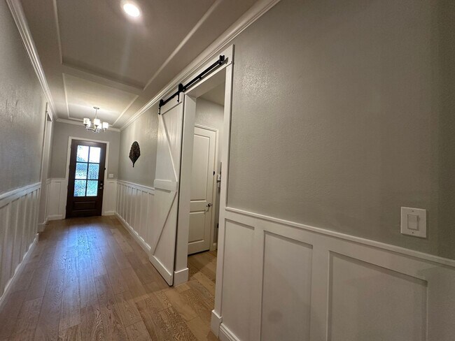 Building Photo - 3042 Seattle Slew Dr