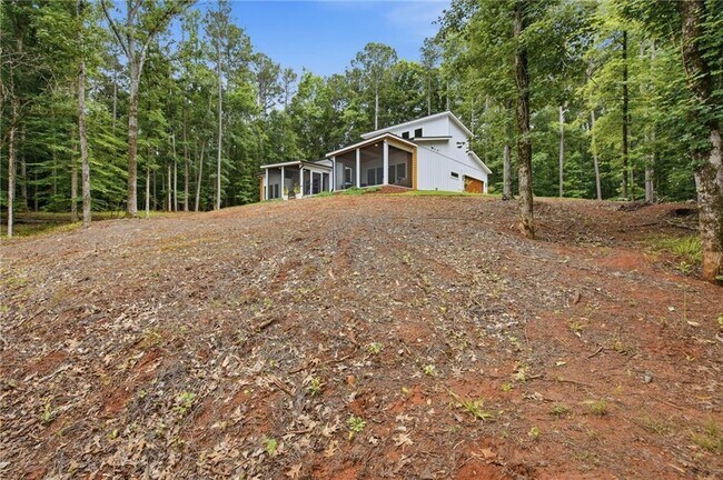 Building Photo - 161 Hoot Owl Ln