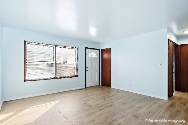 Building Photo - 831 Washington St