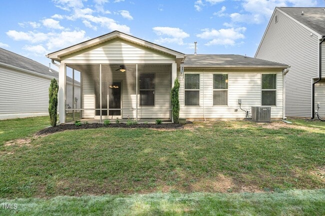 Building Photo - Charming 3 Bedroom Ranch with 1-Car Garage...