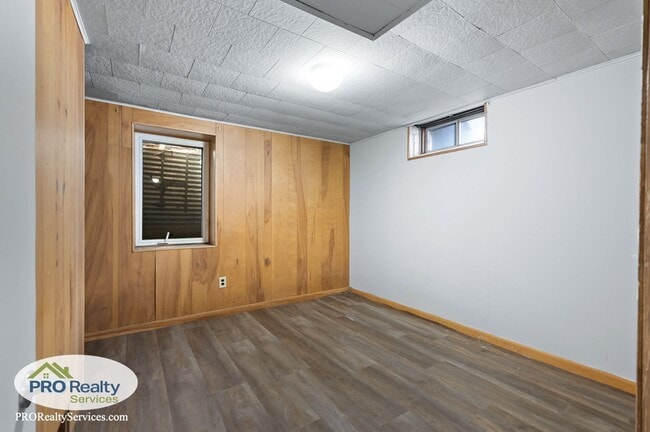 Building Photo - 8336 Blaisdell Ave S