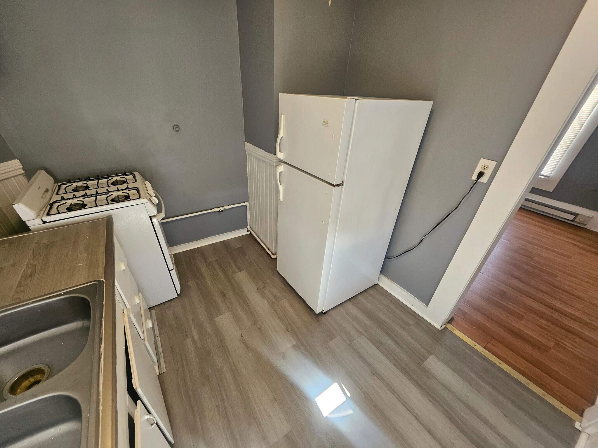 Building Photo - 287 Lake Ave