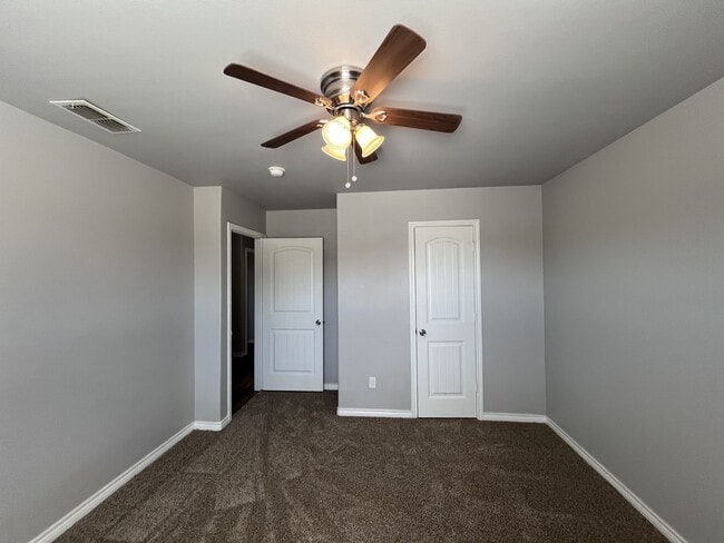 Building Photo - 3416 Itasca St