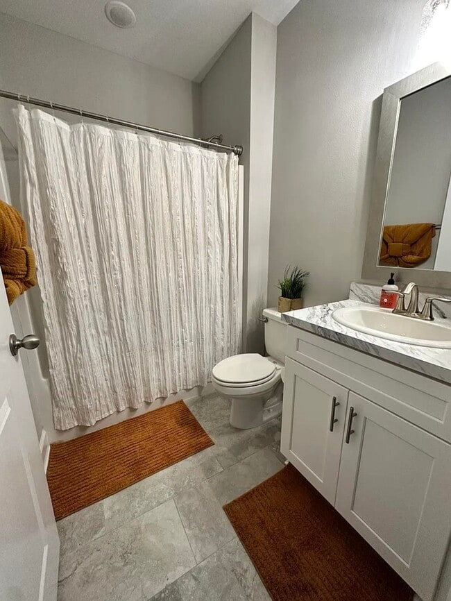 Building Photo - 929 Beaver Creek Way