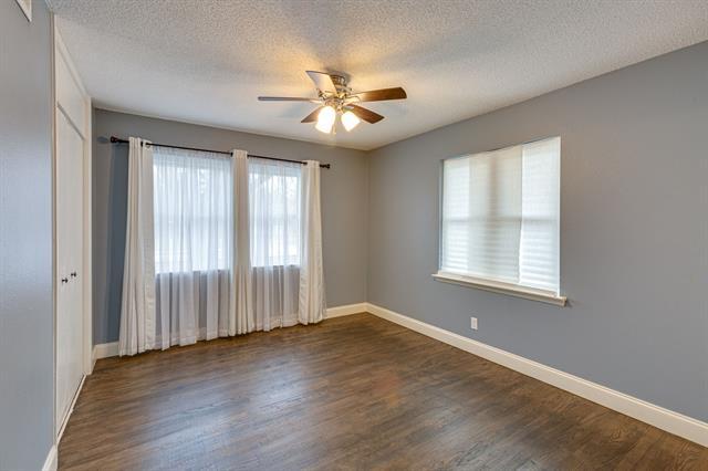 Building Photo - 9621 Rustown Dr