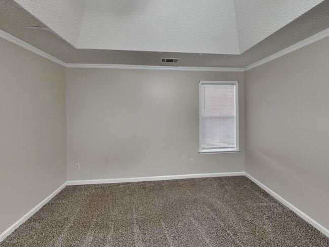 Building Photo - 9036 Gracie Ln