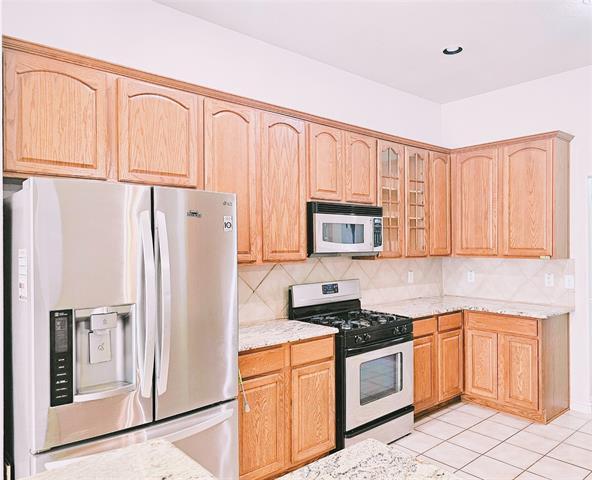 Building Photo - 1610 Lake Travis Dr