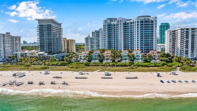 Building Photo - 5959 Collins Ave