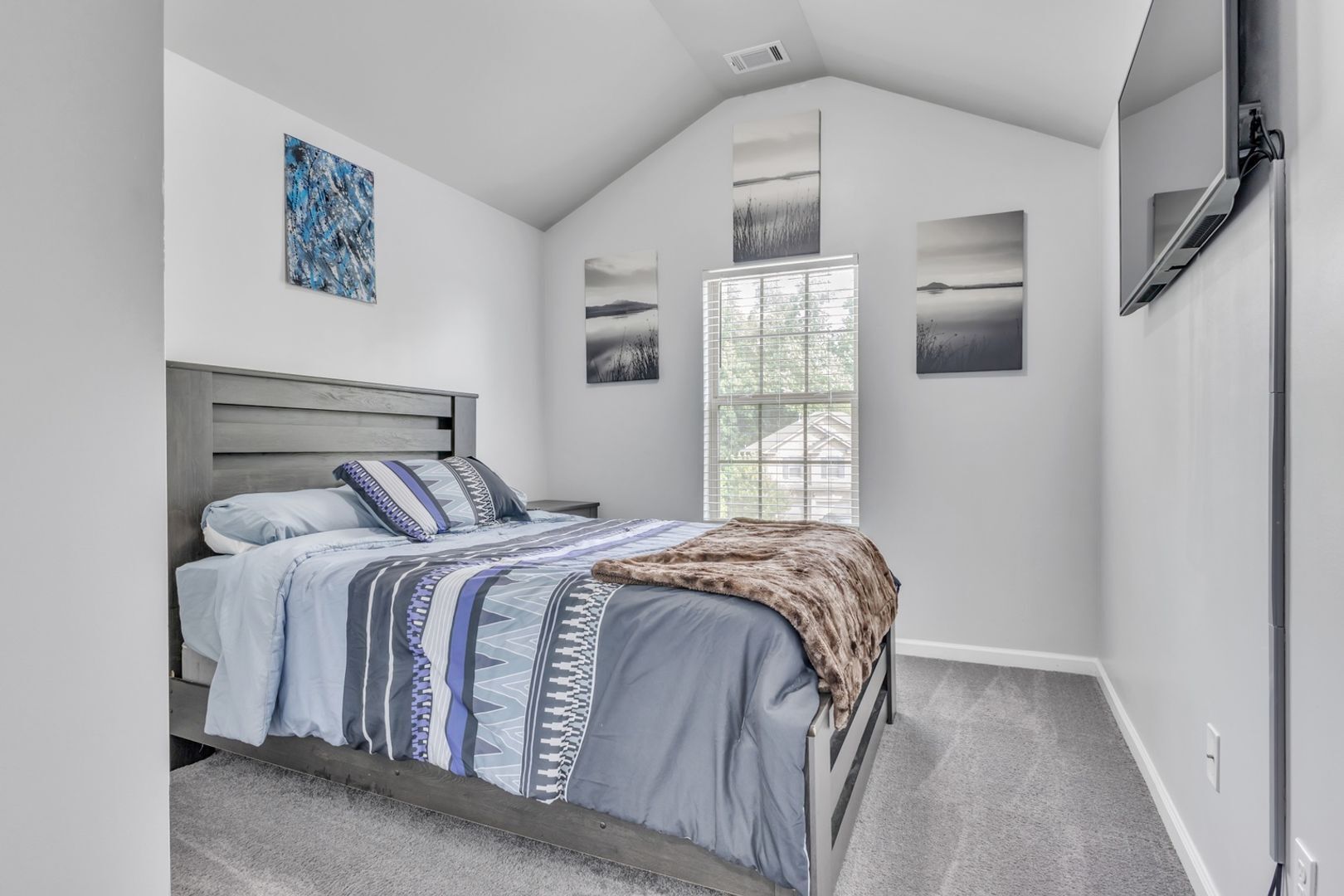 Building Photo - 87 Wedge Wood Way