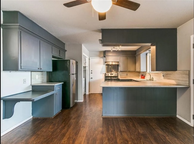 Building Photo - Chic 3-Bed 2-bath in Oklahoma City