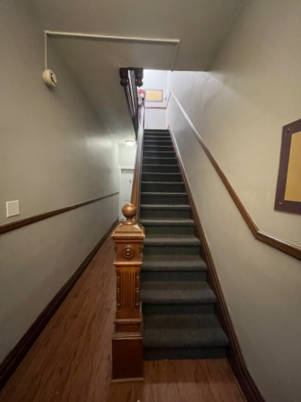 Building Photo - 104 N 10th St