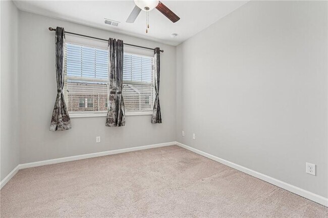 Building Photo - 741 Topsail Ln