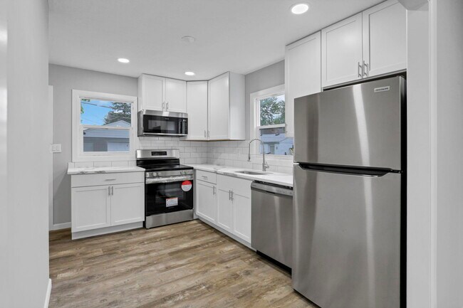 Primary Photo - 3366 Karl Rd