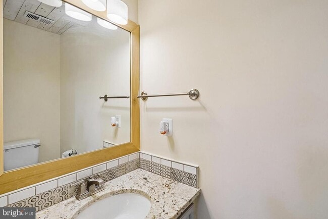 Building Photo - 13505 Coates Ln