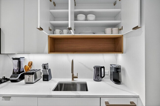 Building Photo - 160 Water St